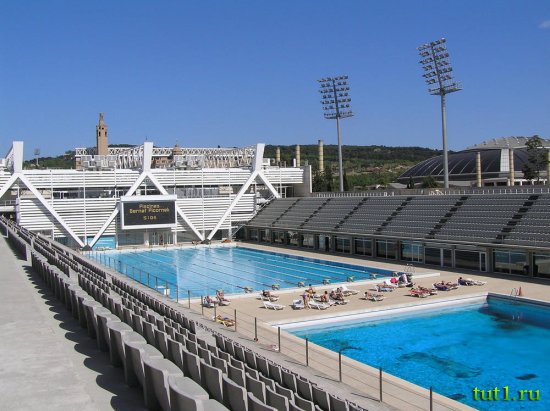Барселона - олимпийский бассейны Берната Пикорнеля