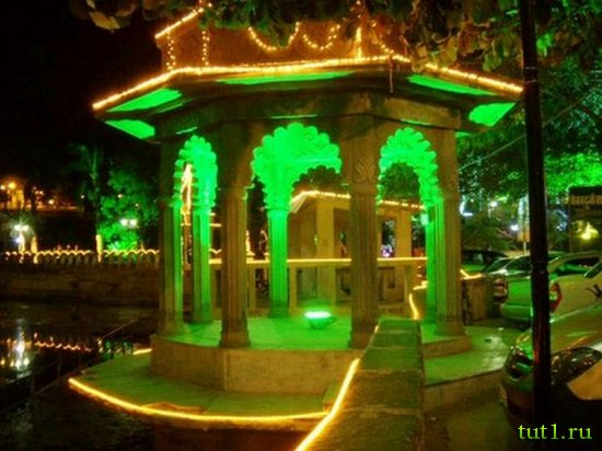 Удайпур - сад камней Дудх Талай