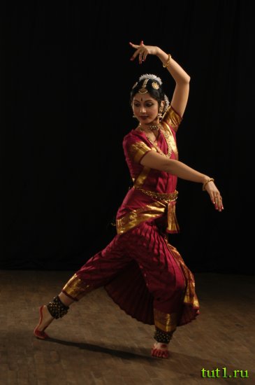 Искусство танца в Индии - танец бхаратанатьям