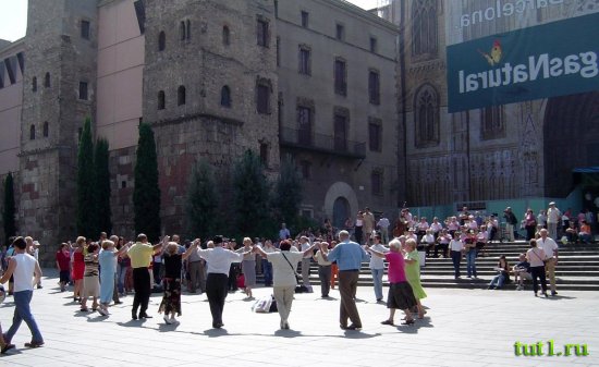 Кафедральный Собор Святого Креста и Святой Евлалии - Барселона