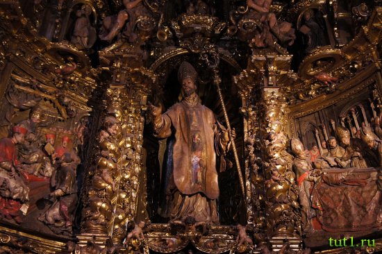 Кафедральный Собор Святого Креста и Святой Евлалии - Барселона