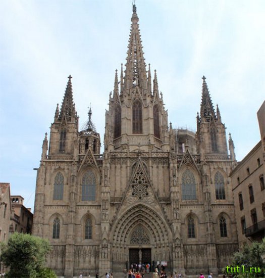 Кафедральный Собор Святого Креста и Святой Евлалии - Барселона