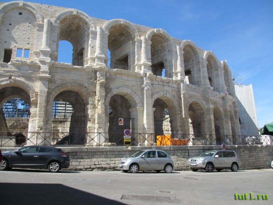 Арль - римские руины