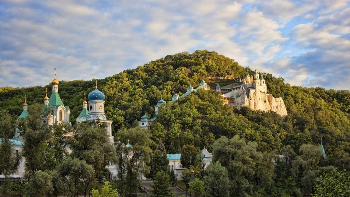 Свяятогорская Лавра