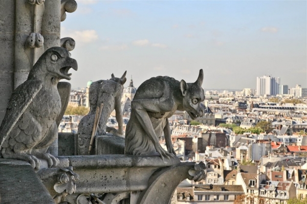 Горгульи Нотр-Дам-де-Пари